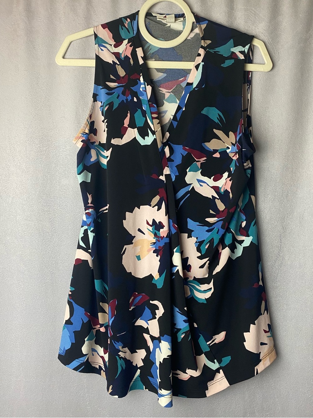 Dana Buchman Sleeveless Floral Top Black/ Teal office career watercolor Sz L